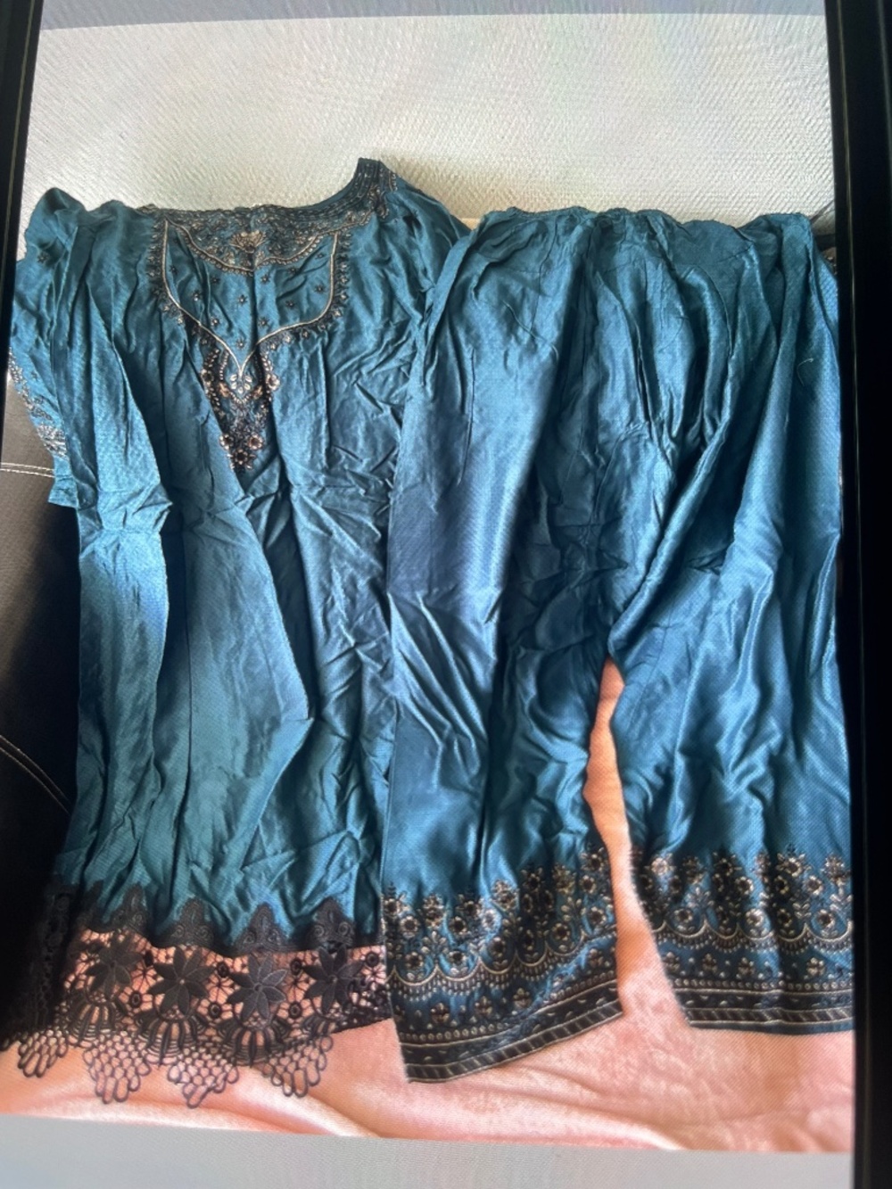 New Indian Pakistani Kurt’s set tor women , size M
